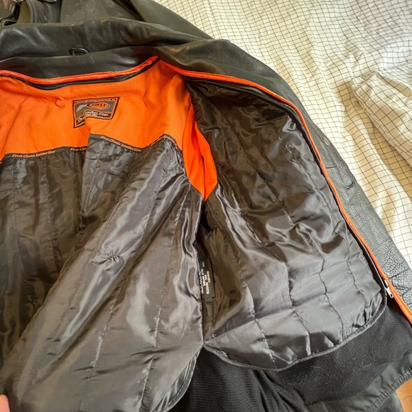 Real Motorcycle Jacket built for riding - Picture 6 of 7